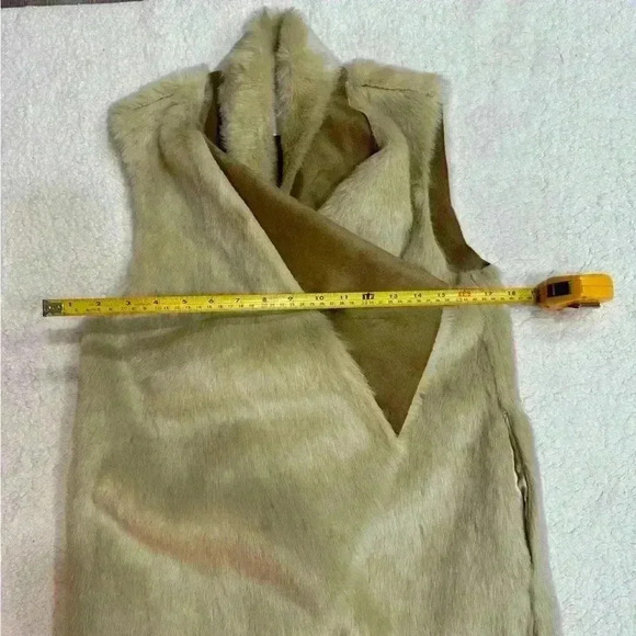 Velvet By Graham Spencer Faux Fur Vest Faux Suede Size XS Pockets - Picture 6 of 7